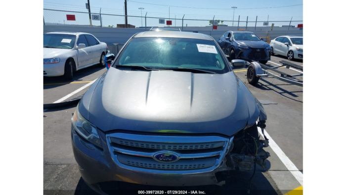 2012 Ford Taurus Sel - Image 2