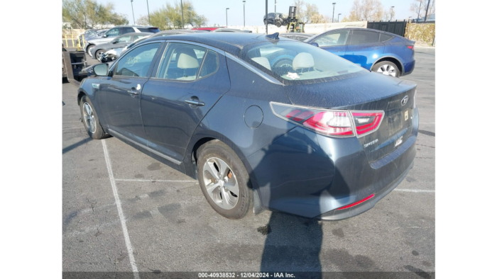 2014 Kia Optima Lx - Image 2