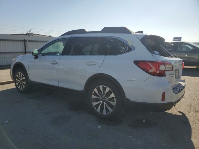 2016 Subaru Outback - Image 4