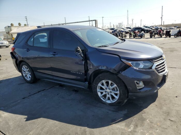 2018 Chevrolet Equinox Ls - Image 2