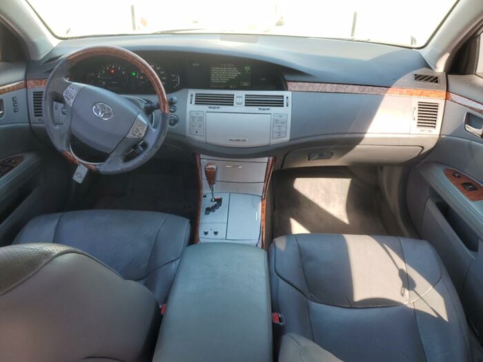 2006 Toyota Avalon Xl - Image 5