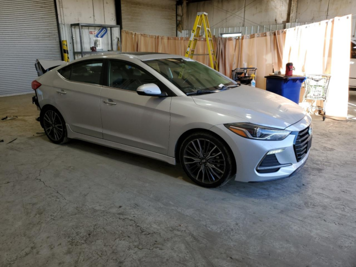 2018 Hyundai Elantra Sport - Image 2