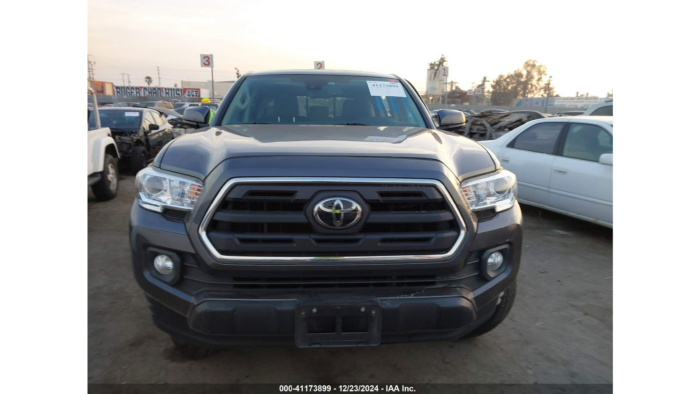 2019 Toyota Tacoma Sr5 - Image 2