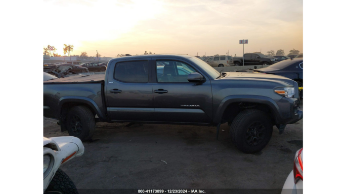 2019 Toyota Tacoma Sr5 - Image 3