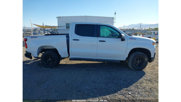 2022 Chevrolet Silverado 1500 - Image 3