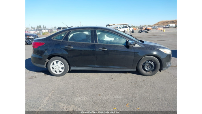 2016 Ford Focus S - Image 3