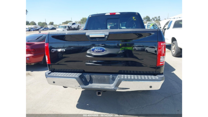 2017 Ford F-150 XLT - Image 6