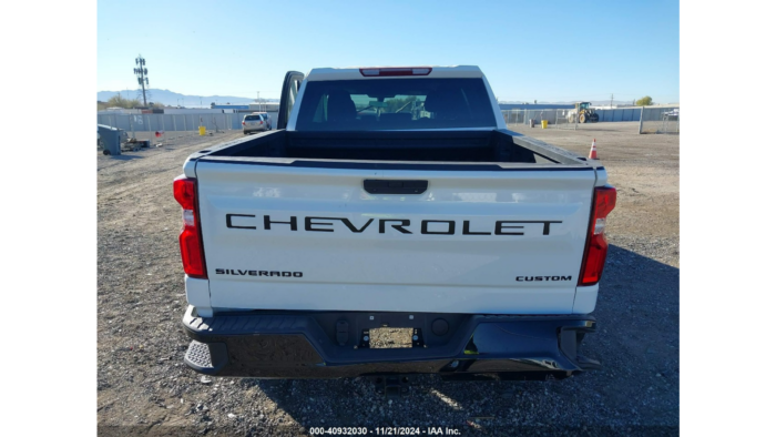 2022 Chevrolet Silverado 1500 - Image 5