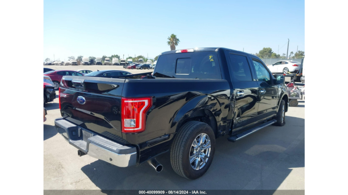 2017 Ford F-150 XLT - Image 4