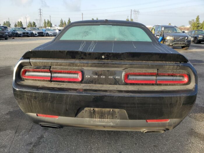 2018 Dodge Challenger Sxt - Image 3