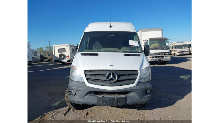 2015 Mercedes-Benz Sprinter 2500 - Image 2