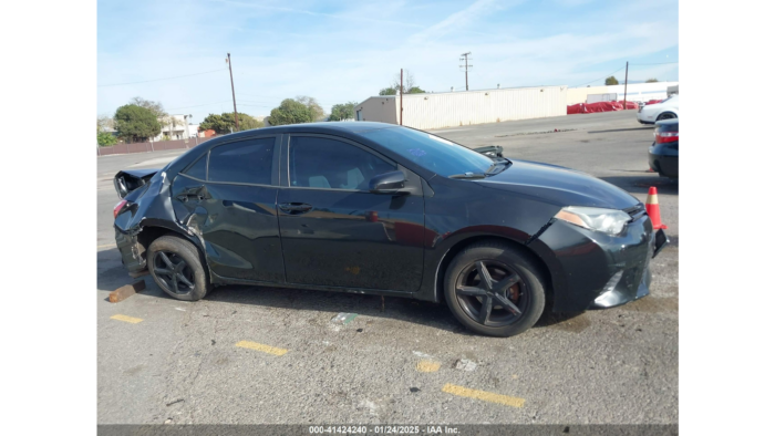 2016 Toyota Corolla Le - Image 2