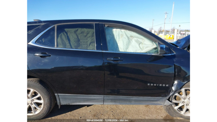 2020 Chevrolet Equinox - Image 3