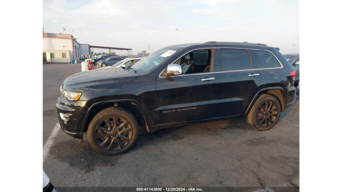 2017 Jeep Grand Cherokee - Image 2