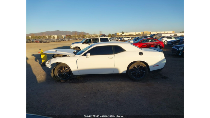 2020 Dodge Challenger Sxt - Image 4