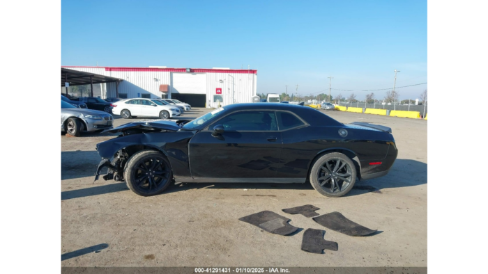 2018 Dodge Challenger Sxt - Image 3