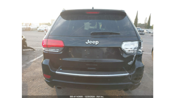 2017 Jeep Grand Cherokee - Image 4