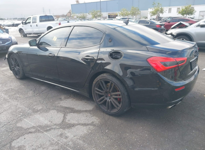 2014 Maserati Ghibli