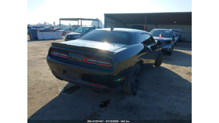 2018 Dodge Challenger Sxt - Image 4