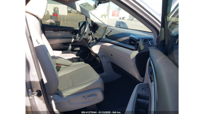 2019 Honda Odyssey Elite - Image 4