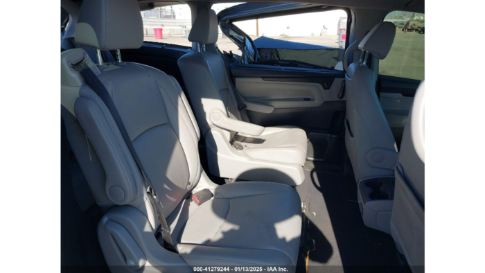 2019 Honda Odyssey Elite - Image 5