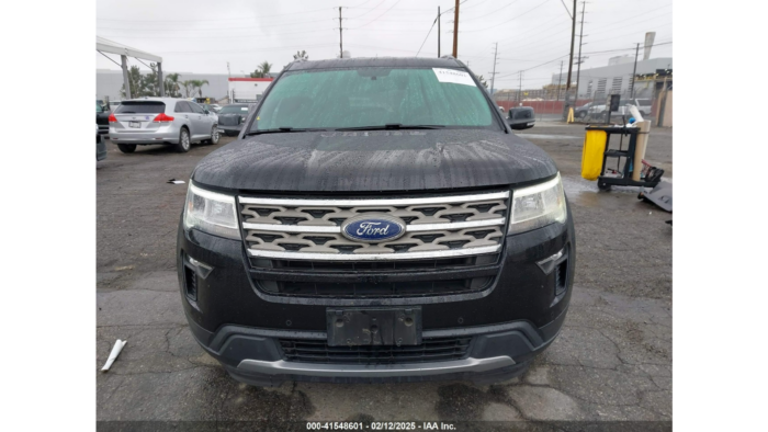 2018 Ford Explorer Xlt - Imagen 2