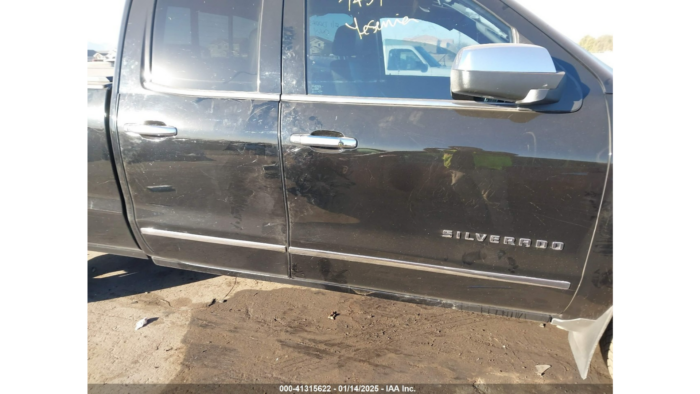 2015 Chevrolet Silverado 1500 - Image 3