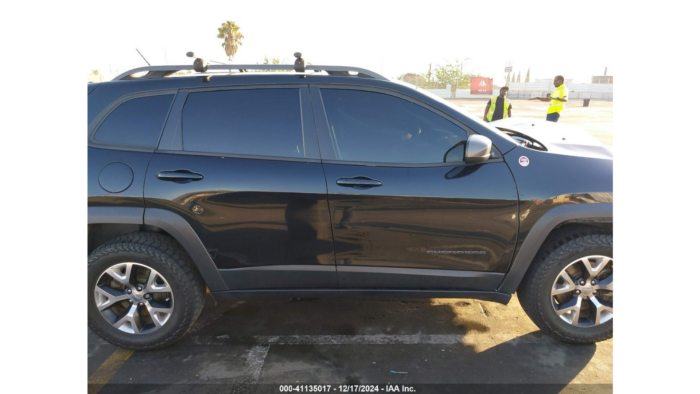 2015 Jeep Cherokee - Image 3